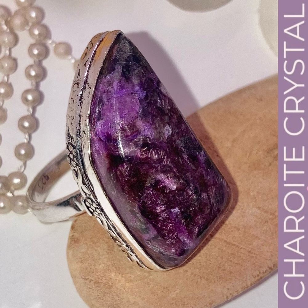 🔮 Striking Charoite Gemstone Handmade Ring